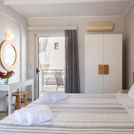 Medousa Studio & Apartments Плакиас Экстерьер фото