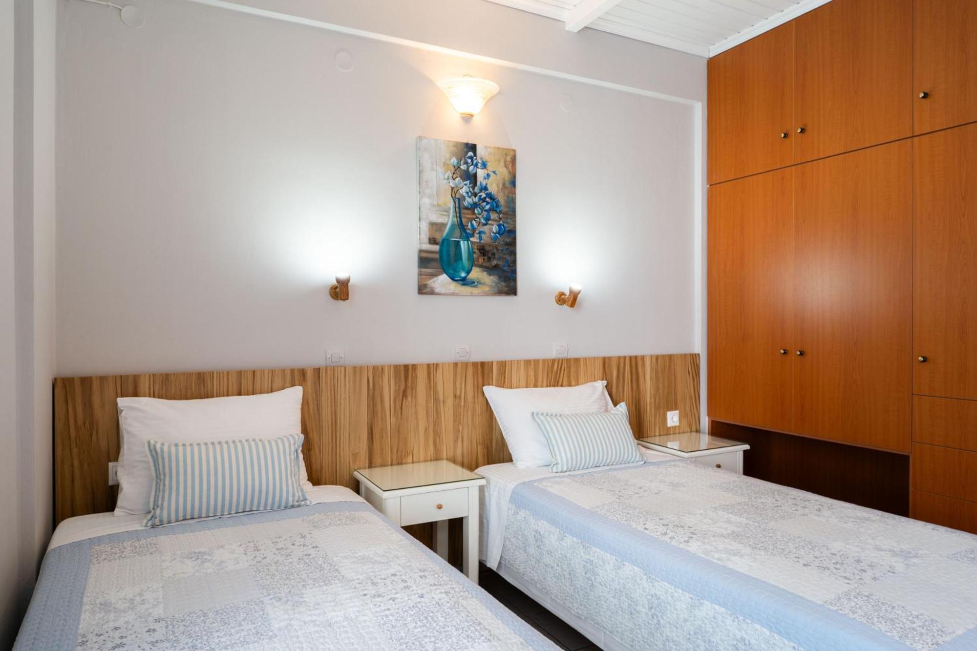 Medousa Studio & Apartments Плакиас Экстерьер фото