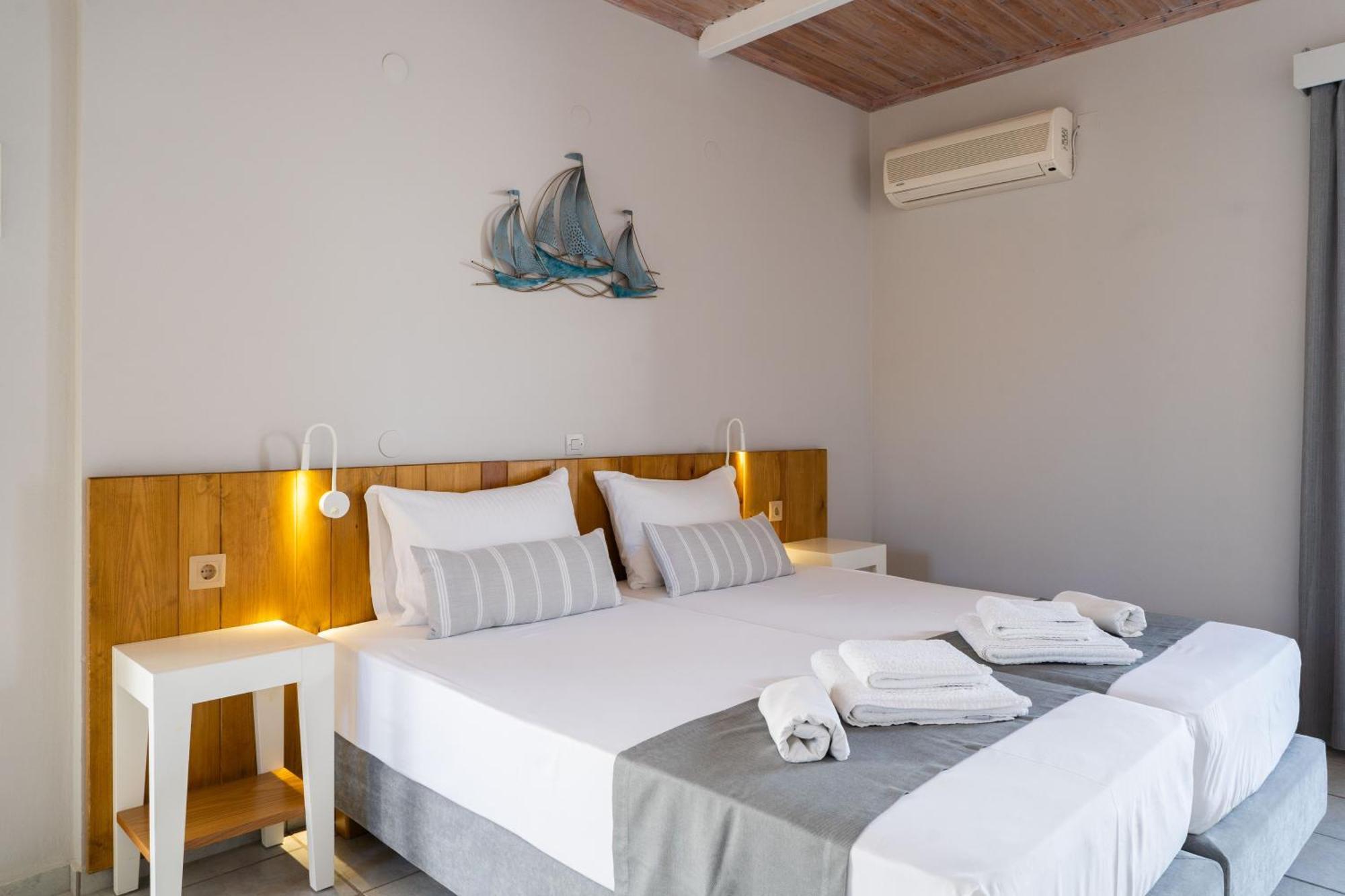 Medousa Studio & Apartments Плакиас Экстерьер фото